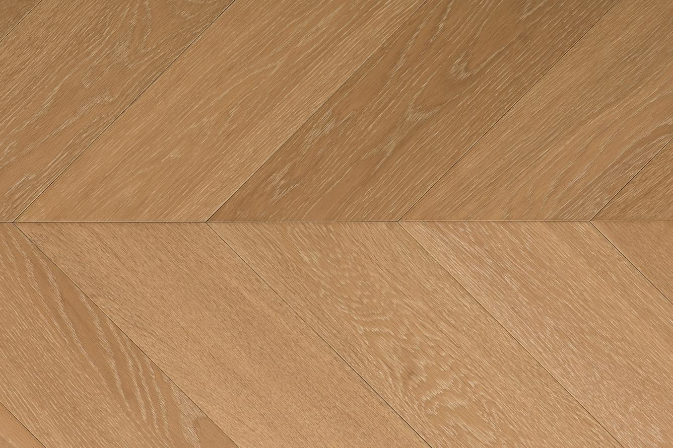 Паркетная доска Ablux Инженерная Ёлка Дуб Европейский Французская Елка Calgary 14 мм 12.5x59.5 см, поверхность лак