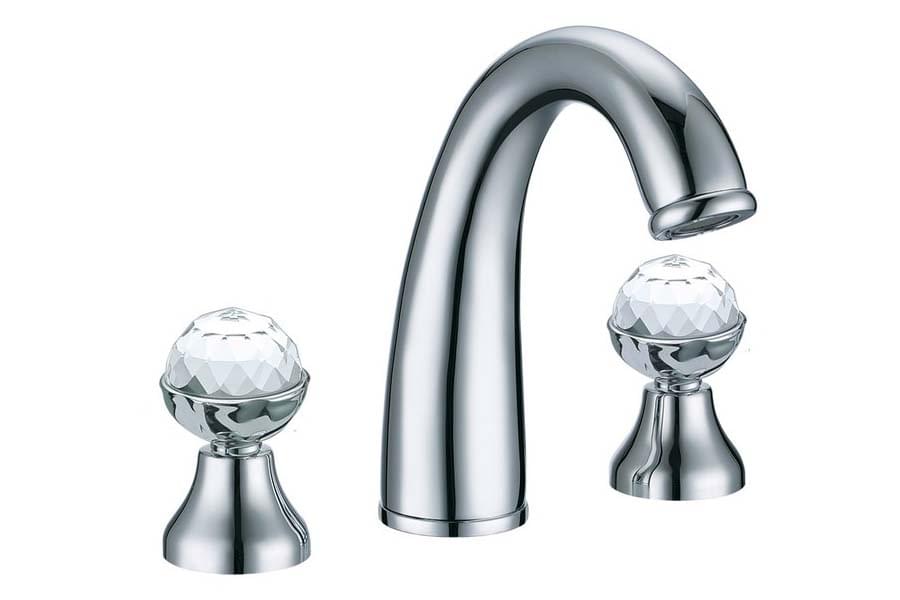 Плитка Boheme Brillante Смеситель BRILLANTE PRESENTE на 3 отверстия хром  поверхность глянец