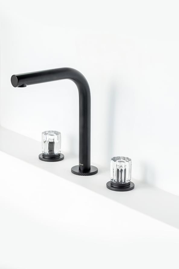 Плитка Boheme Elegante Смеситель ELEGANTE для раковины на 3 отверстия черный матовый  поверхность матовая