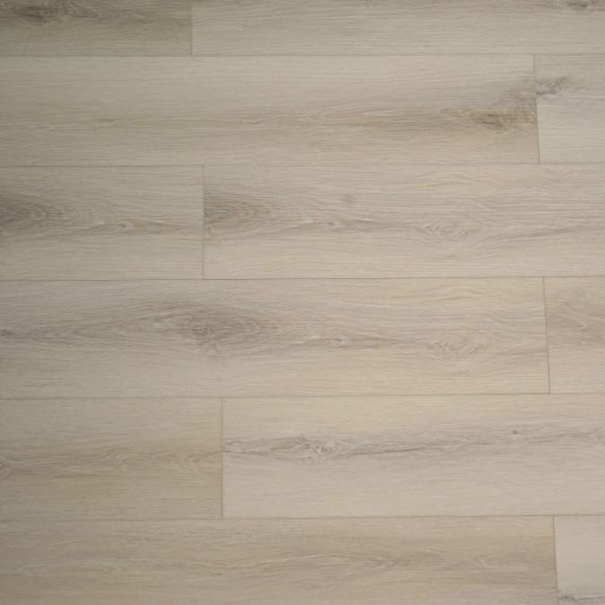 Bronix Kvarr Crystal 18x122 см, поверхность нет, рельефная