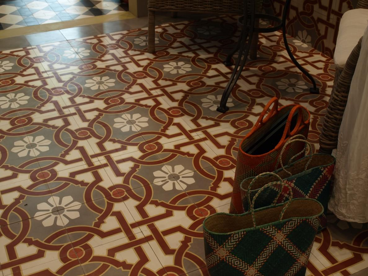 цемент фабрики Carodeco коллекция Les Fleurs Et Arabesques