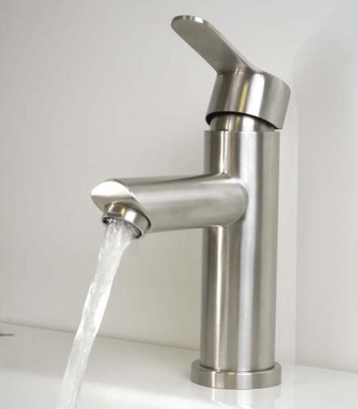 нержавеющая сталь фабрики Deante коллекция Lupo