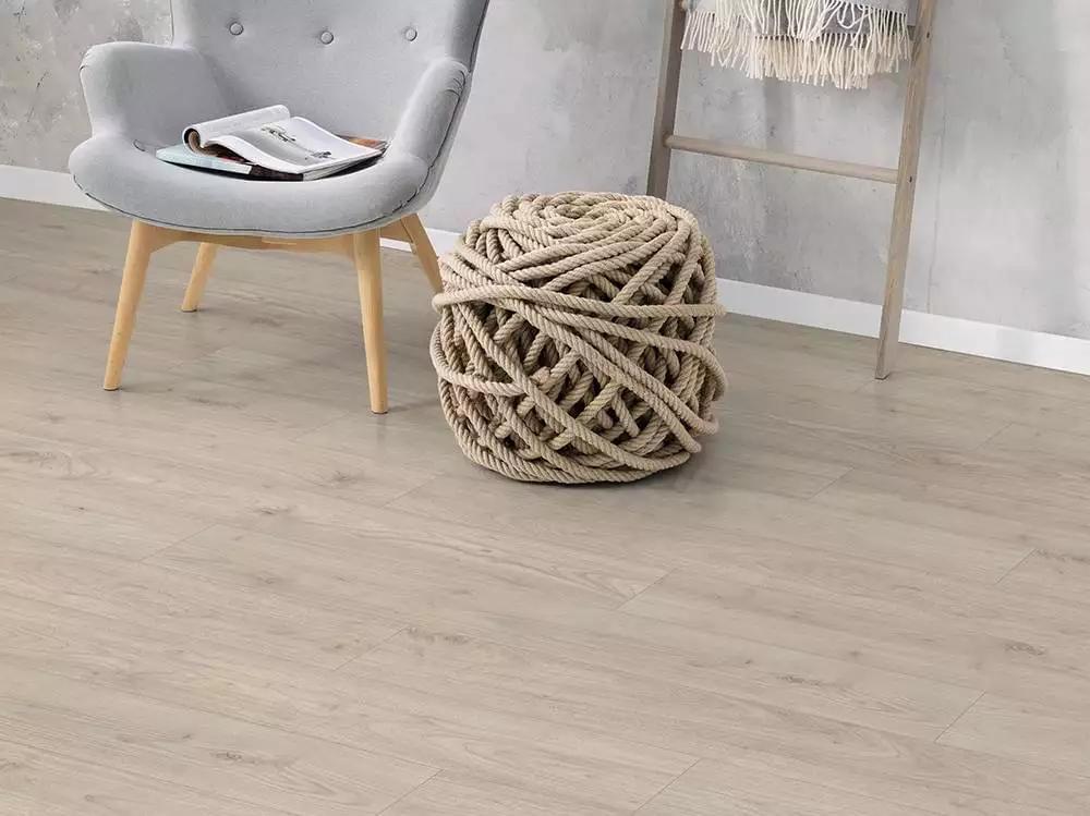 ламинат фабрики Egger коллекция Classic 8-33