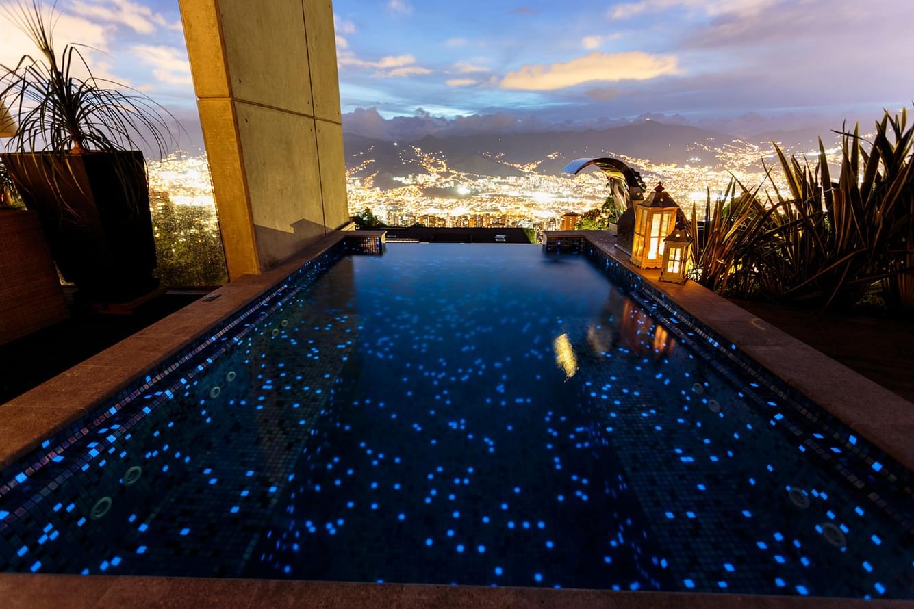 стекло фабрики Ezarri коллекция Fosfo