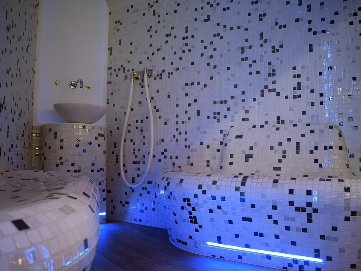 стекло фабрики Ezarri коллекция Fosfo