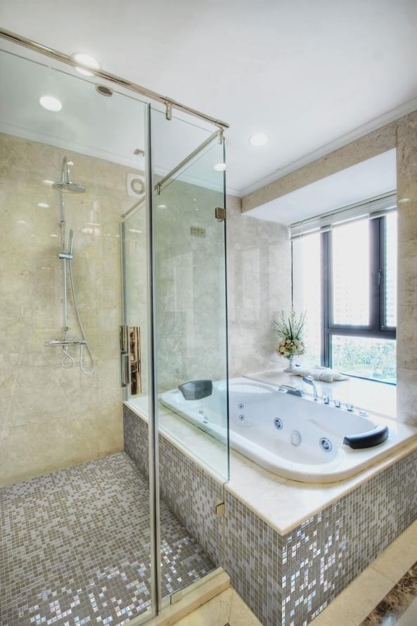 стекло фабрики Ezarri коллекция Iris