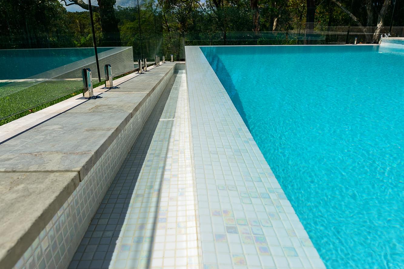 стекло фабрики Ezarri коллекция Iris