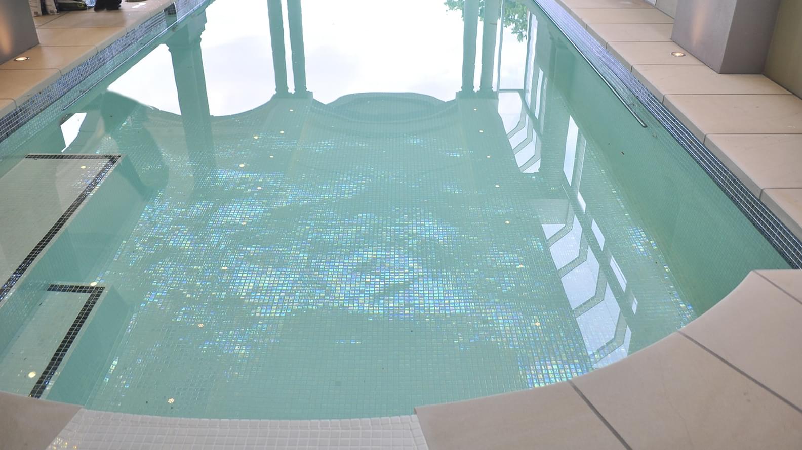 стекло фабрики Ezarri коллекция Iris