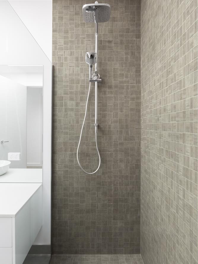 стекло фабрики Ezarri коллекция Safe Steps