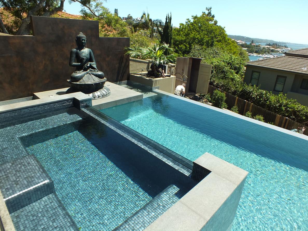 стекло фабрики Ezarri коллекция Space