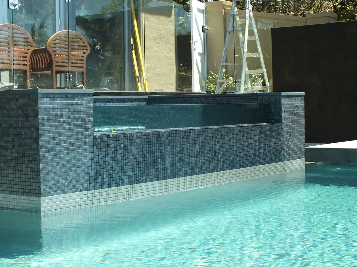 стекло фабрики Ezarri коллекция Space