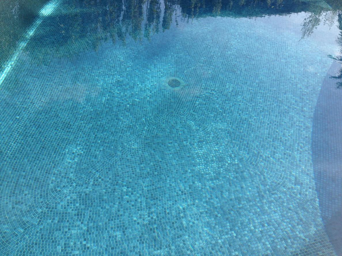 стекло фабрики Ezarri коллекция Space