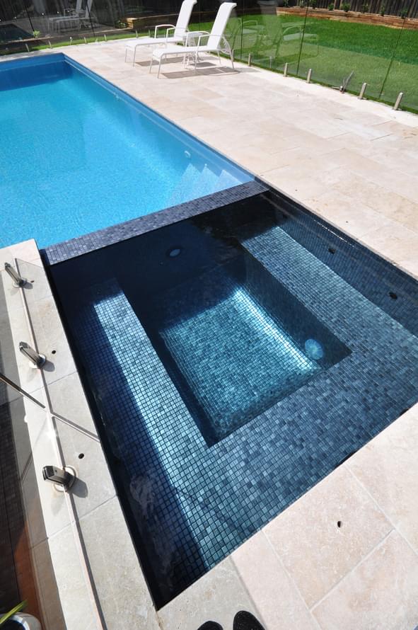 стекло фабрики Ezarri коллекция Space