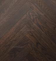 Паркетная доска Greenline Ultima Дуб Эбони Классик Английская Елка Классик 13x60 см, поверхность матовый лак