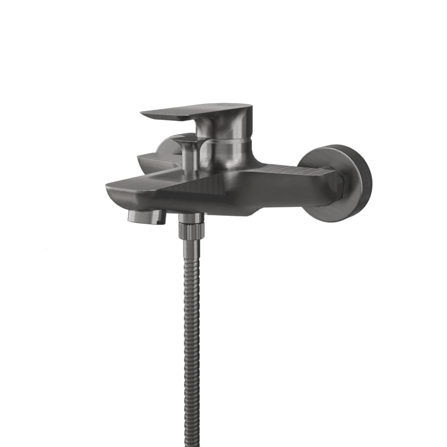 Плитка Remer Infinity Смеситель для ванны настенный с лейкой INFINITY никель брашированный  поверхность брашированная