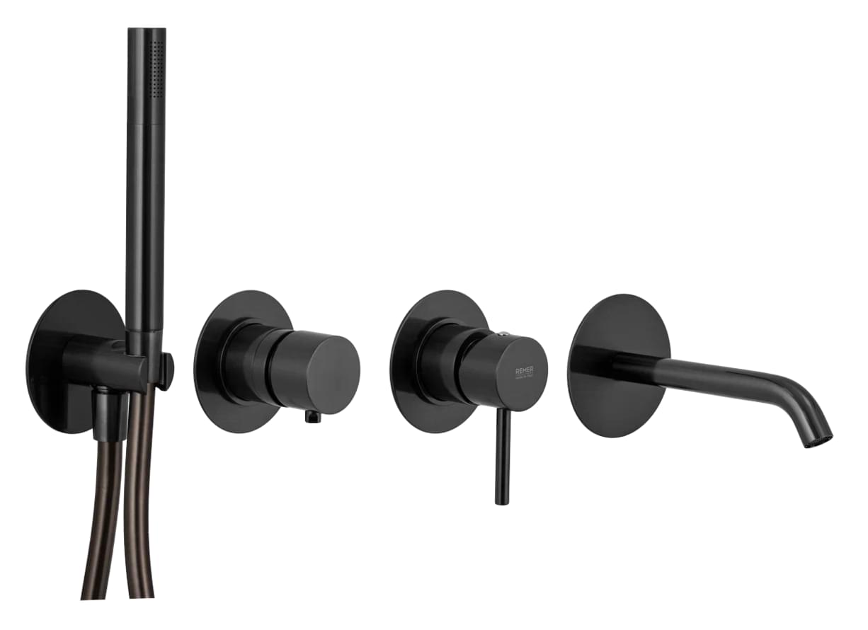 Плитка Remer X Style Смеситель для ванны X STYLE черный брашированный настенный с лейкой  поверхность брашированная