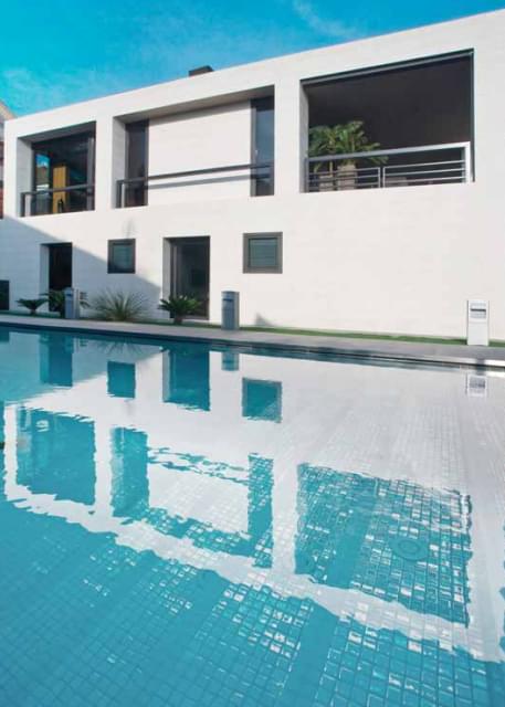 стекло фабрики Togama коллекция Pool Wellness Spa