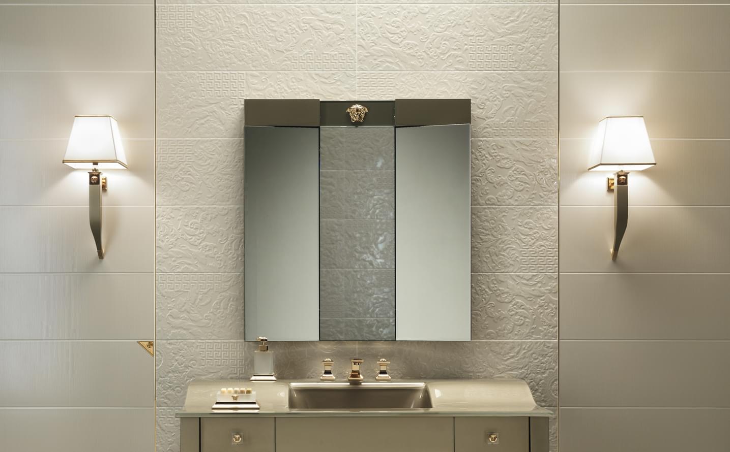 керамика фабрики Versace коллекция Gold