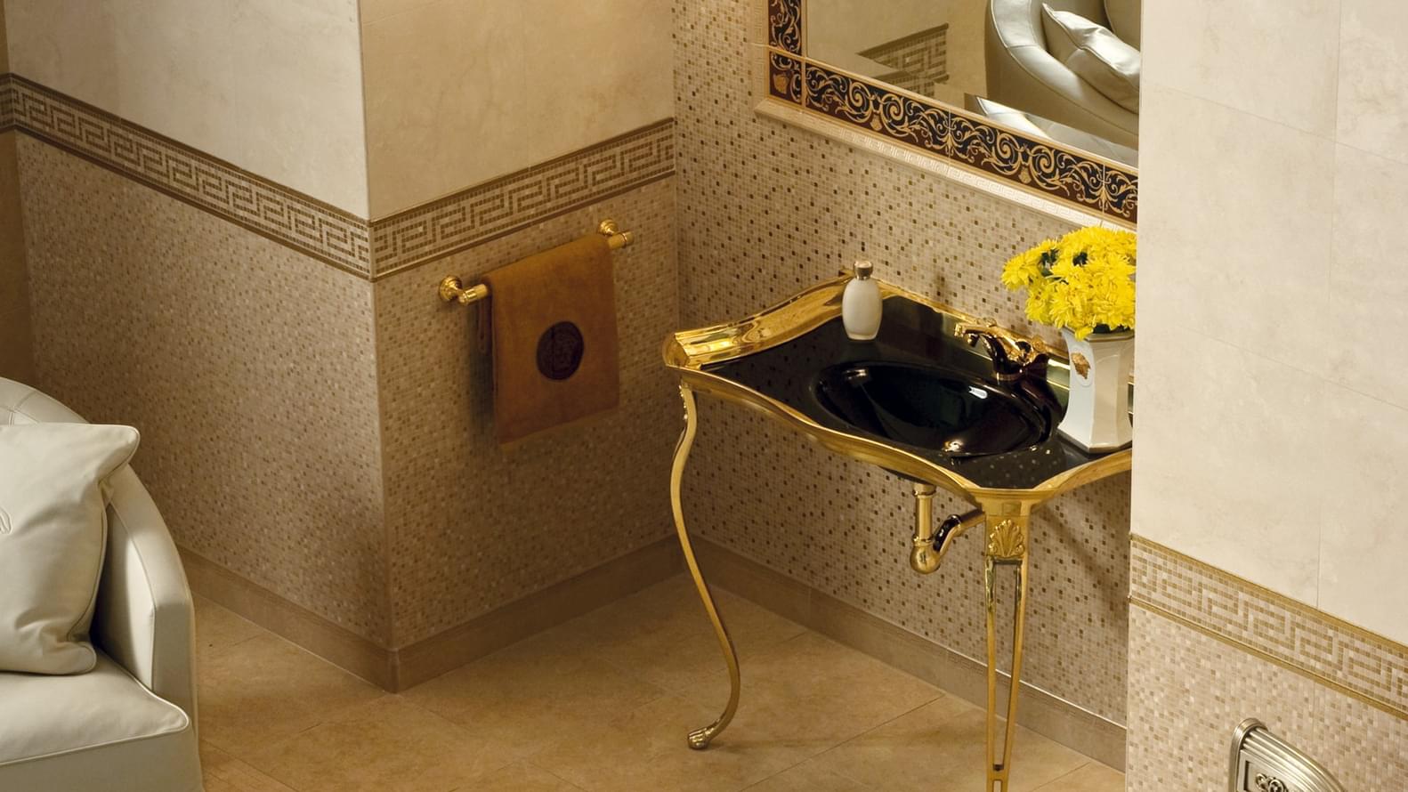 керамика фабрики Versace коллекция Vanitas