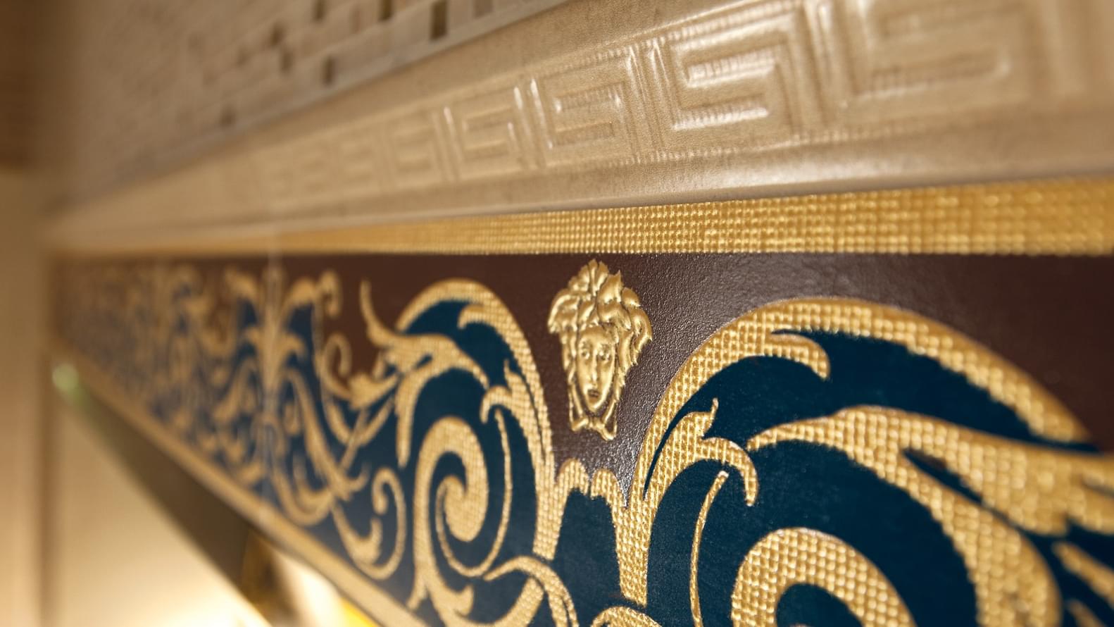 керамика фабрики Versace коллекция Vanitas