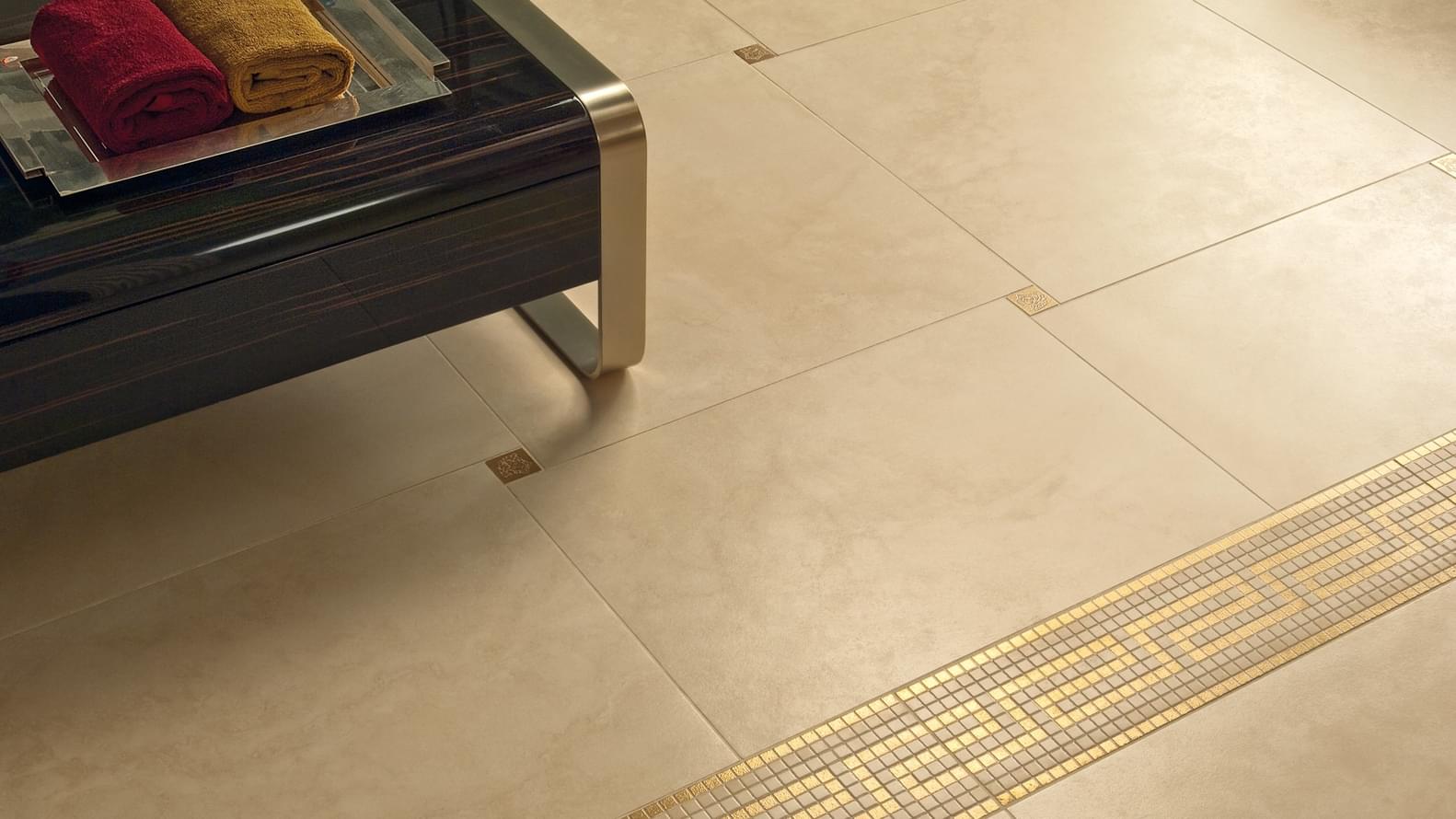 керамика фабрики Versace коллекция Vanitas