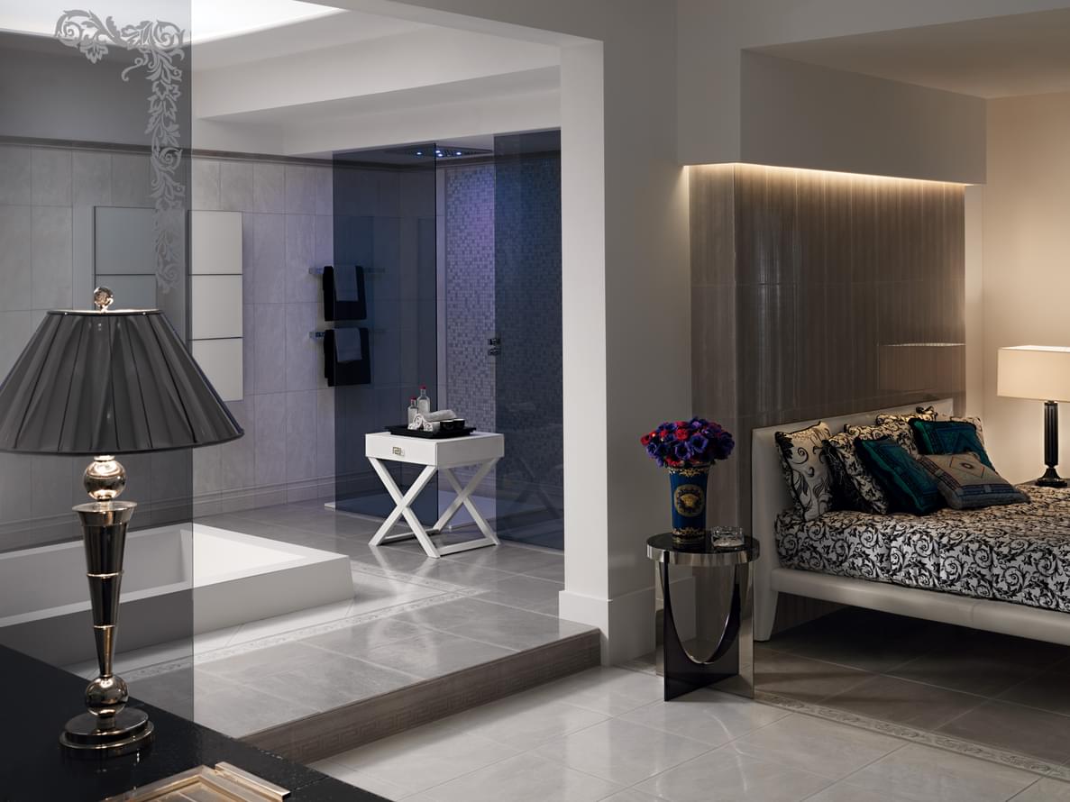 керамика фабрики Versace коллекция Venere